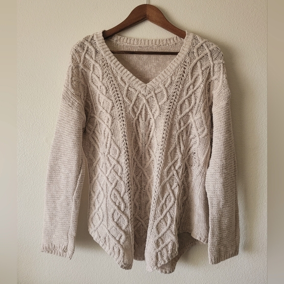 American Rag cable knit sweater - Picture 1 of 5